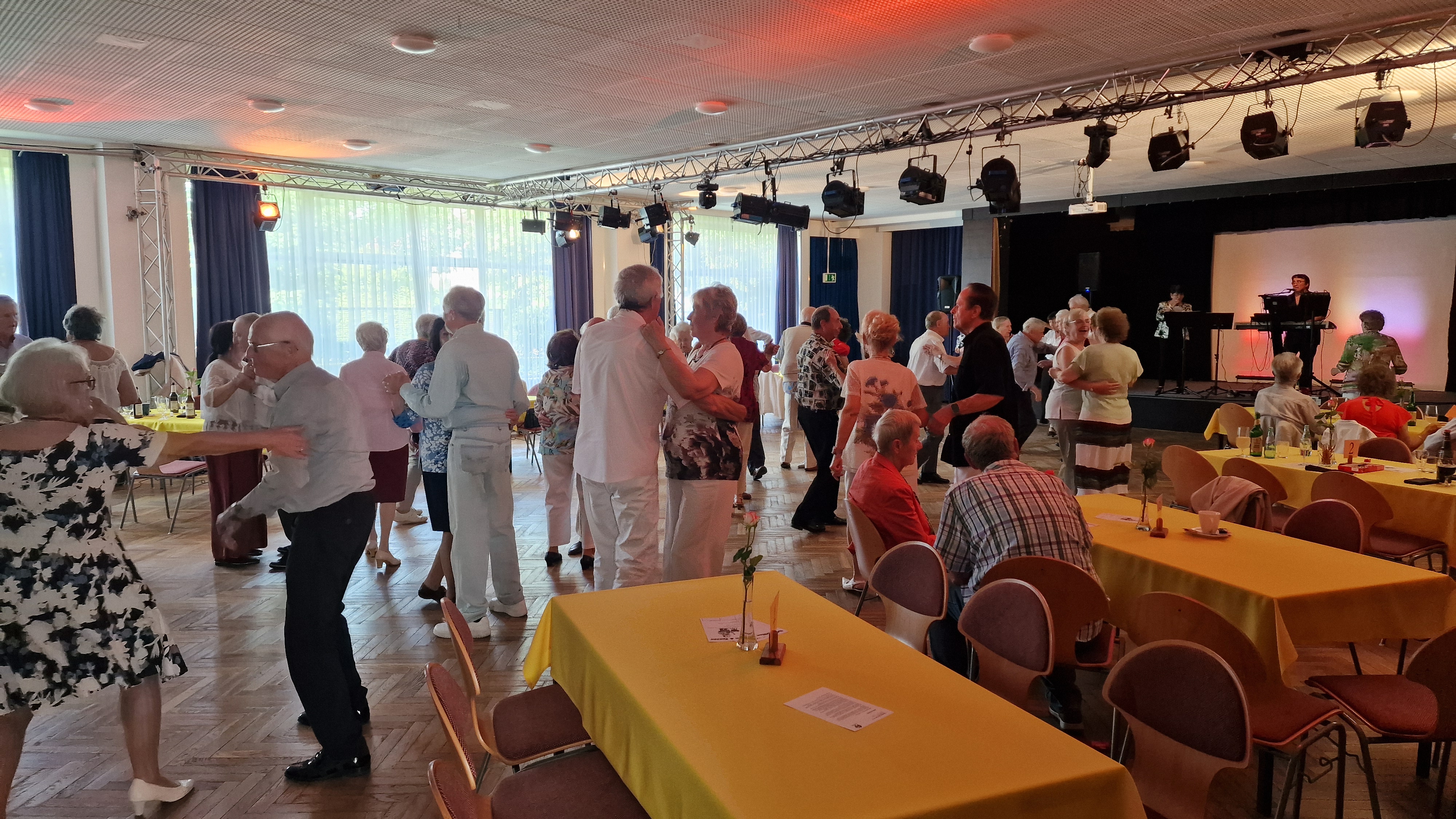 Erster Tanz nach der Havarie