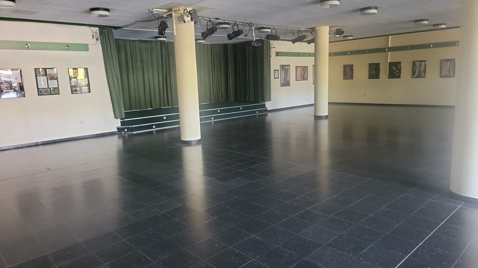 Theaterfoyer (120 m²)